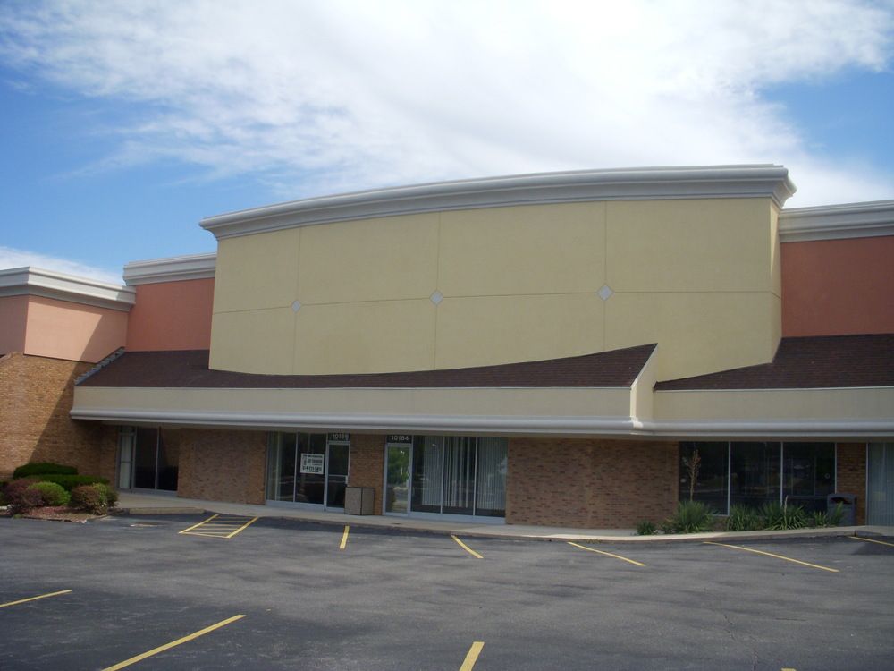 Springwood Plaza: 10160 W Florissant Ave, Saint Louis, MO 63136